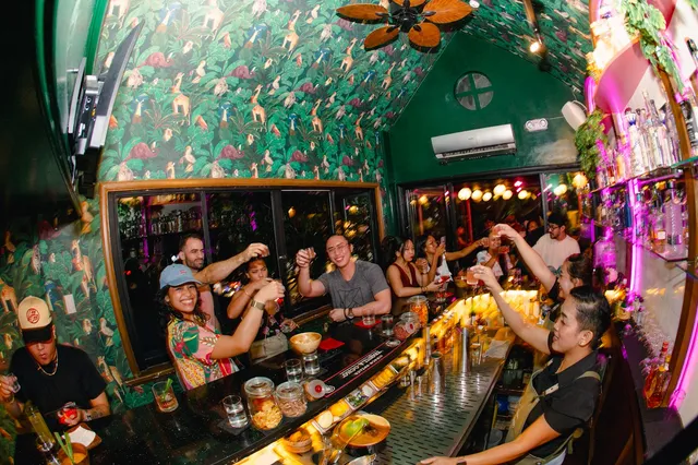 Banter and Jive in Poblacion